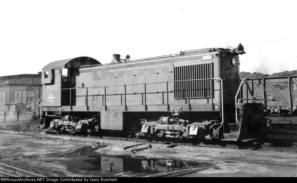 MILW Alco S2 #1852 - Milwaukee Road